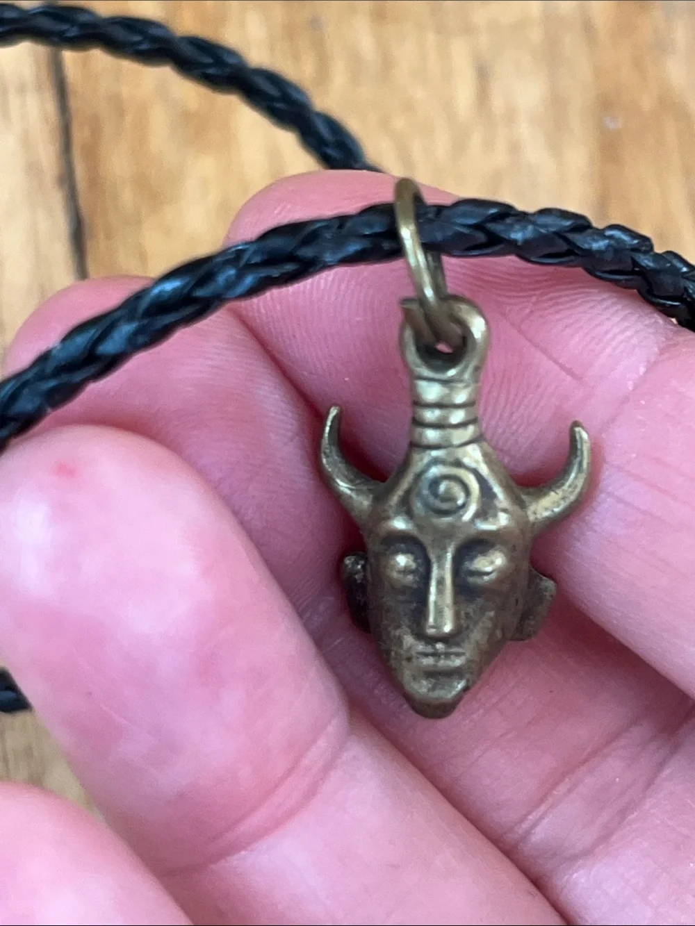 N/A samulet necklace